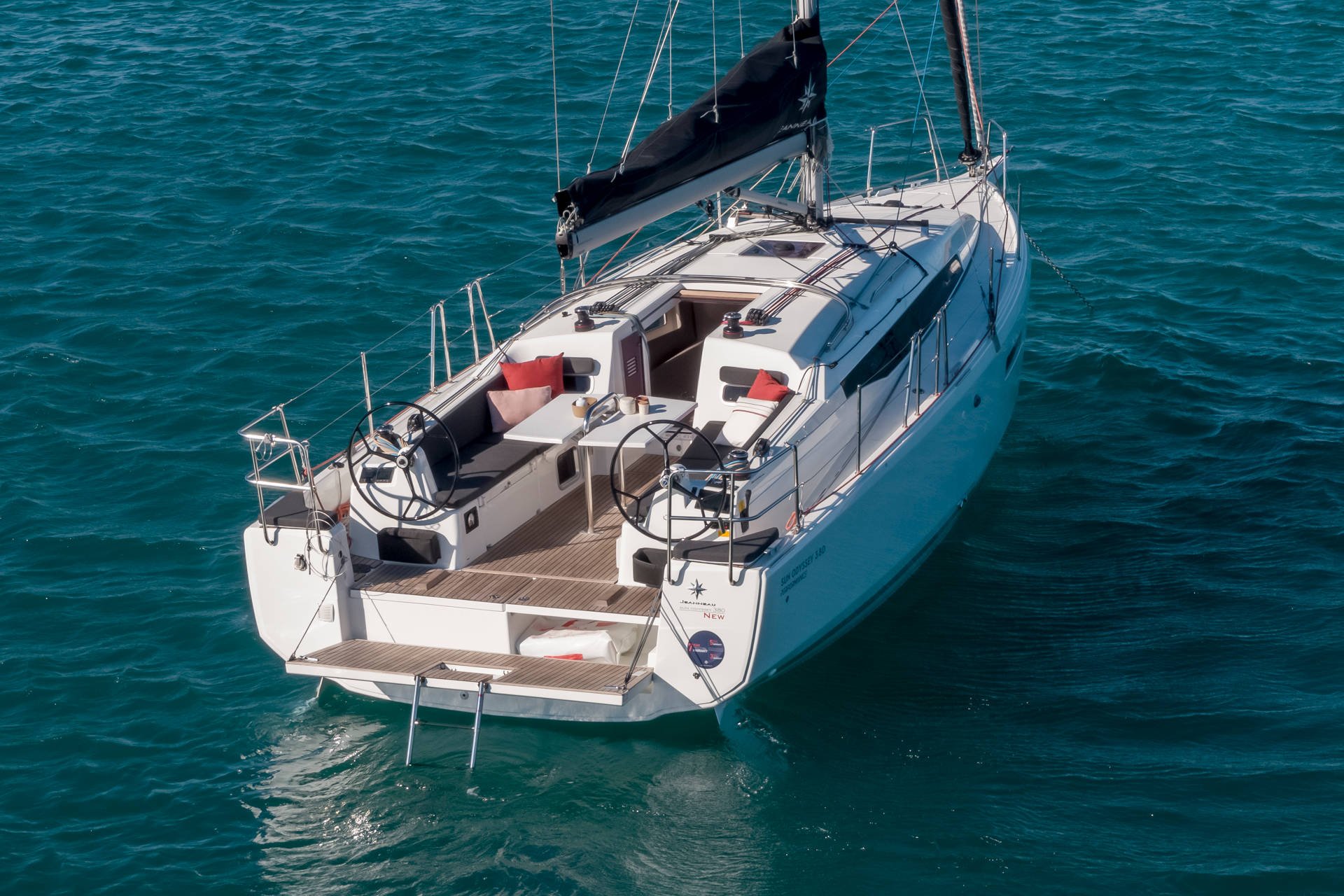 sun-odyssey-380-with-swing-keel-option_61a4f7a696069